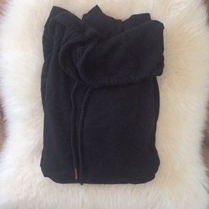 Isabel maternity black sweatshirt